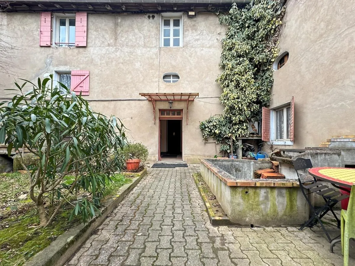 La White Box Apartment Trevoux France