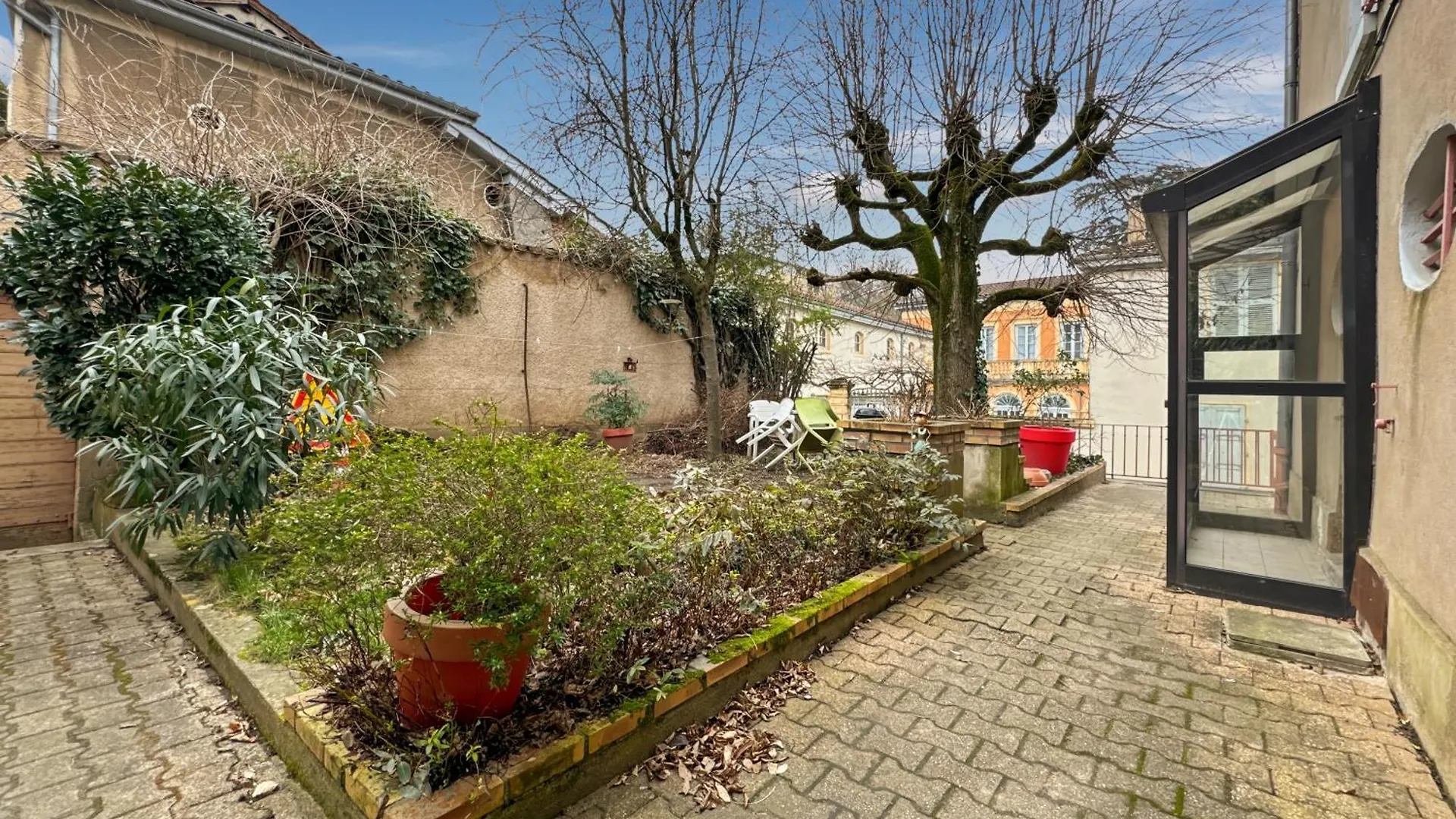 La White Box Apartment Trevoux